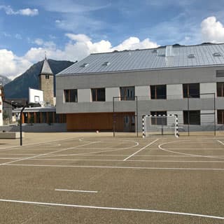 sportplatzbau-faessler-klosters-serneus Sportplatzbau Kunststoffbelag - wetterfest und massgefertigt
